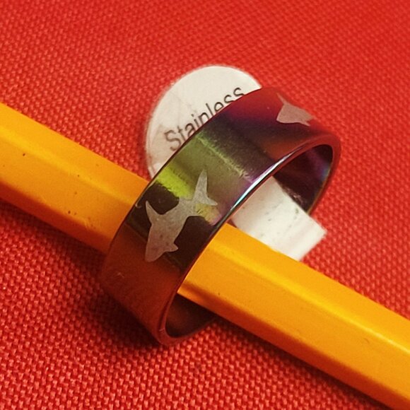 Stainless Steel Wide Band Shark Engraved Ring Size 21 Multicolor Unisex - Picture 6 of 11